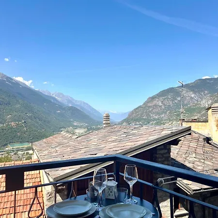 A 100M Dalle Terme, Luminoso Con Vista Montagne Διαμέρισμα